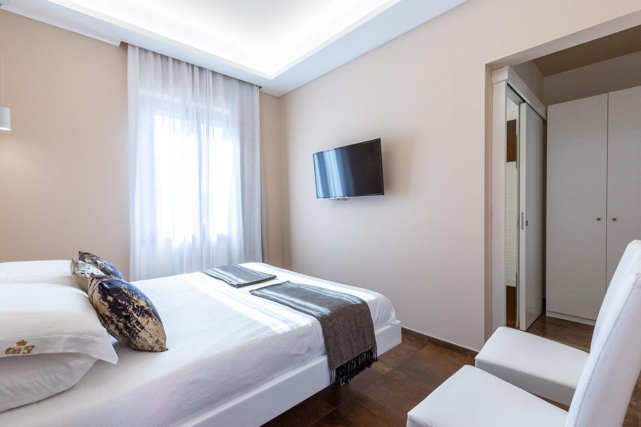 Club 57 Imperial 2*